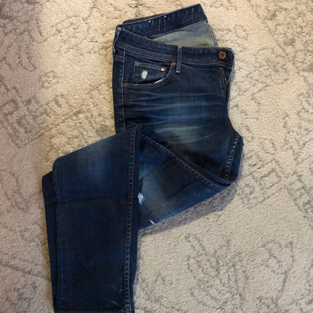 H$M skinny jeans. Distressed